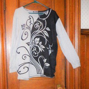 *** BESCA *** TOP ~ Sparkles on Front